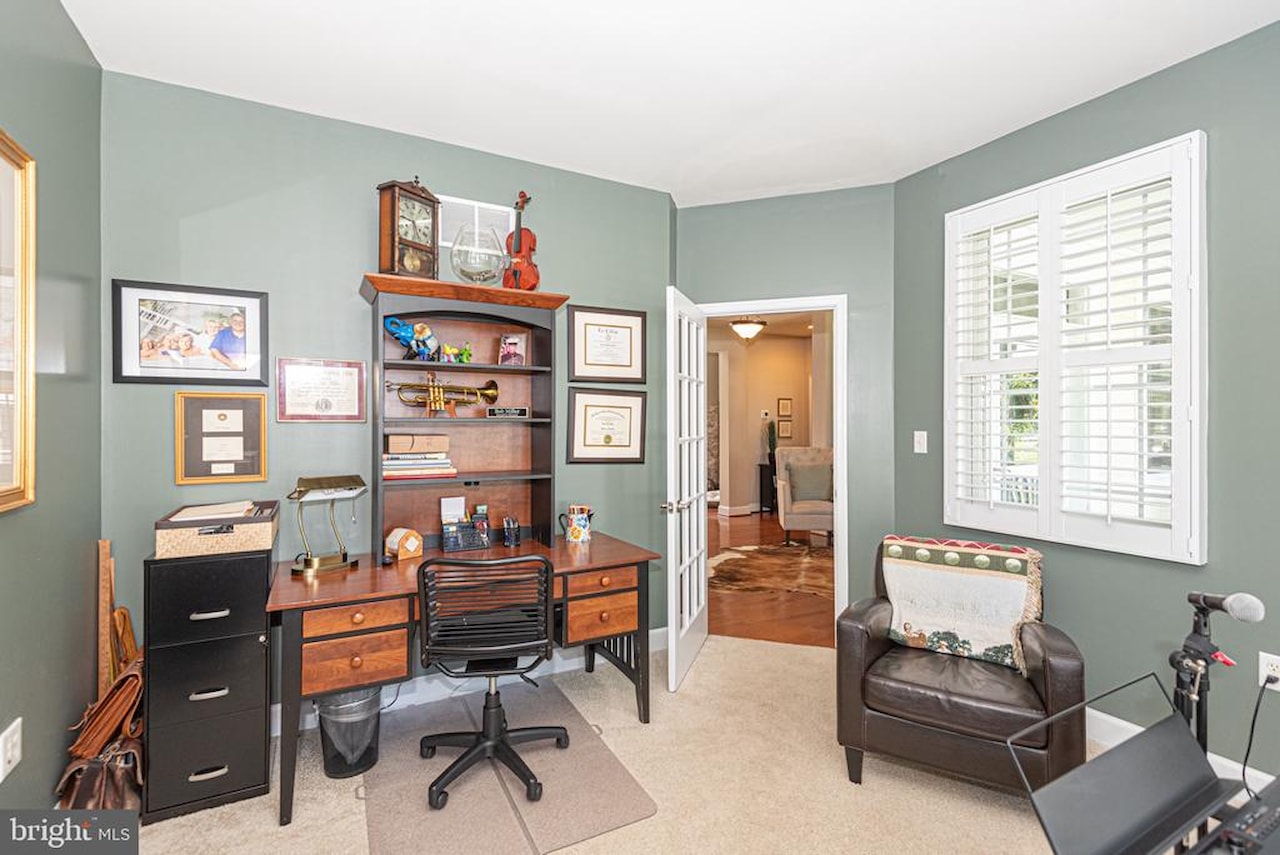  Real Estate for Sale - 11752 Maid At Arms Ln in Berlin Photo 44