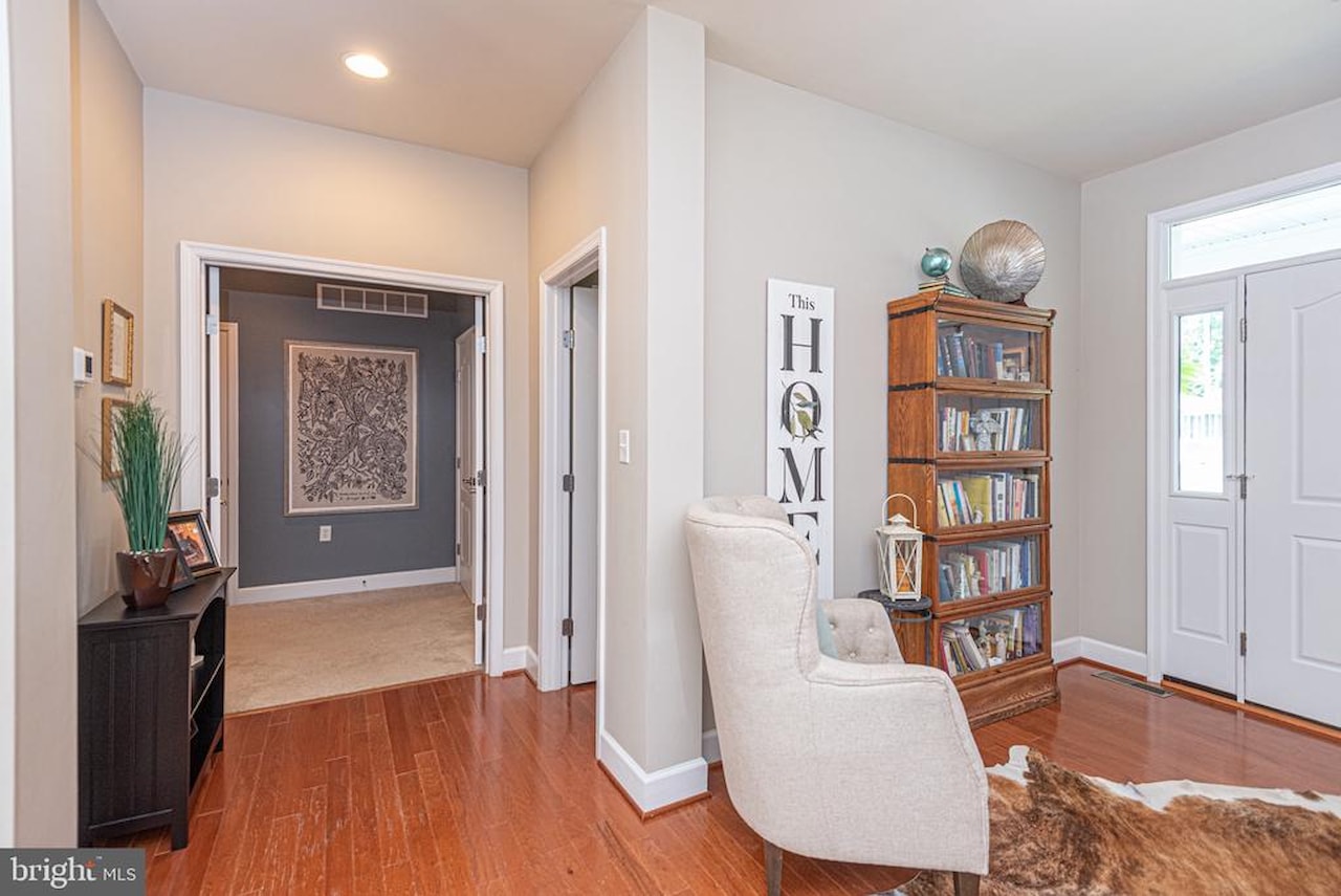  Real Estate for Sale - 11752 Maid At Arms Ln in Berlin Photo 27