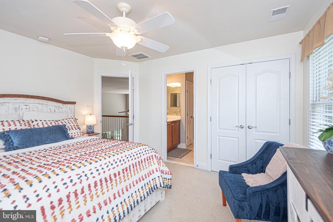  Real Estate for Sale - 11752 Maid At Arms Ln in Berlin Photo 55