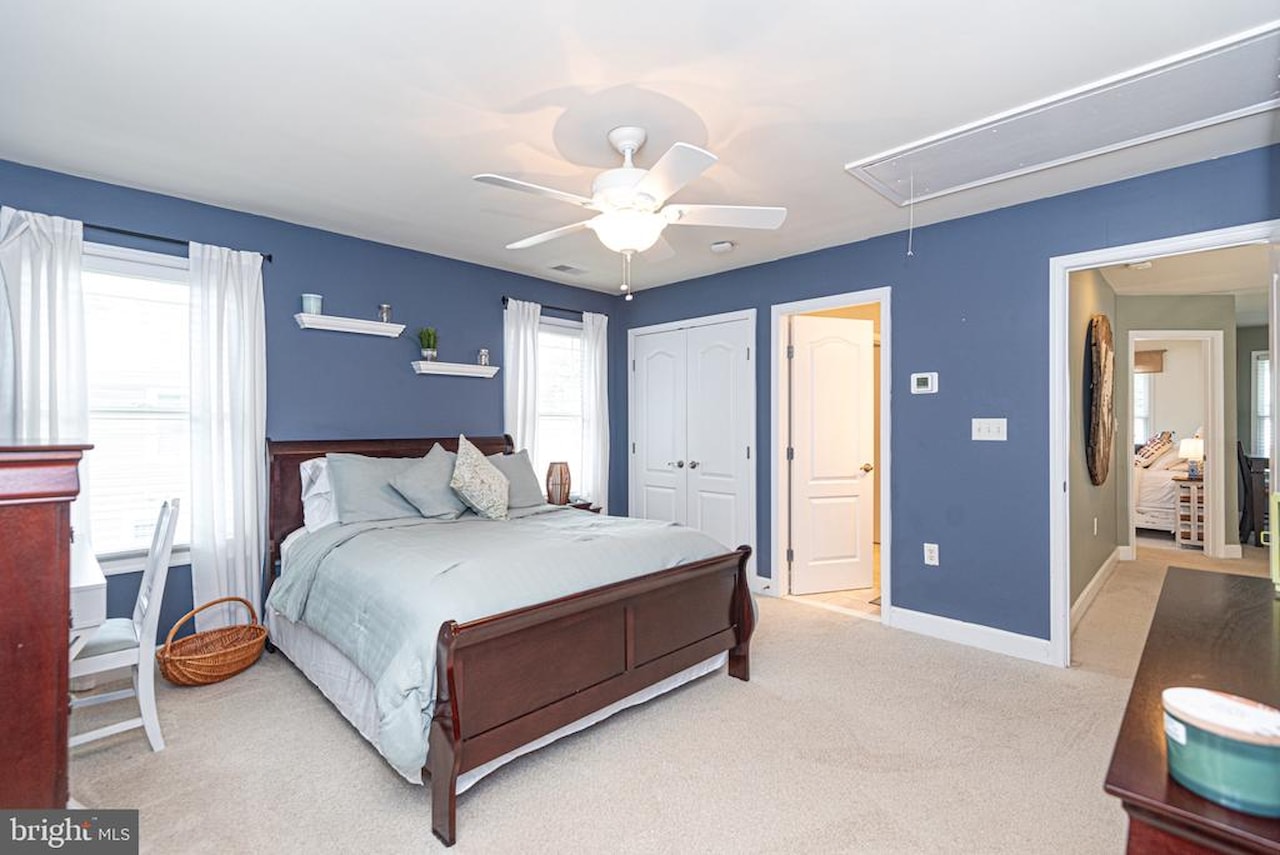  Real Estate for Sale - 11752 Maid At Arms Ln in Berlin Photo 63