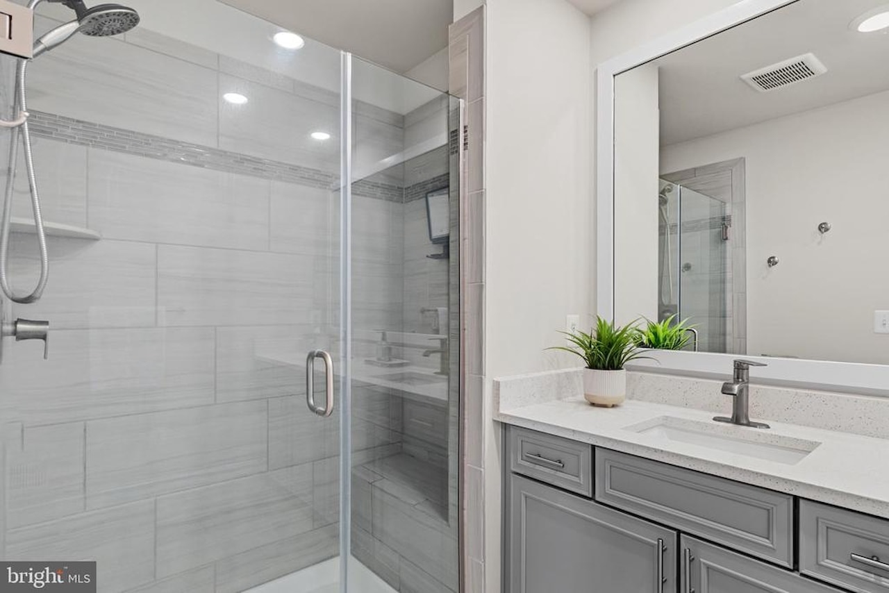  Real Estate for Sale - 12428 Sea Oaks Ln #5 in Berlin Photo 25