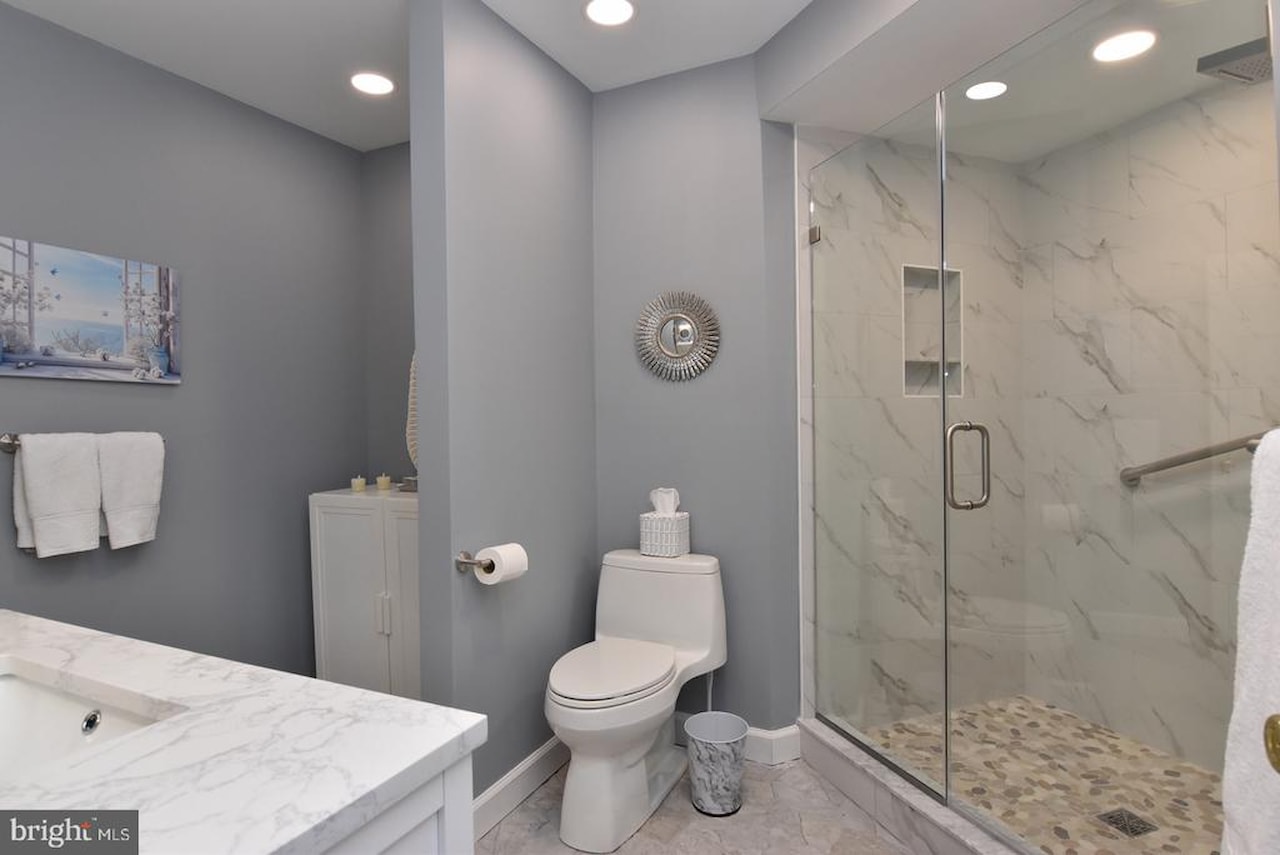 Admirals Bridge Real Estate for Sale - 40142 E North Carolina Ave in Fenwick Island Photo 6