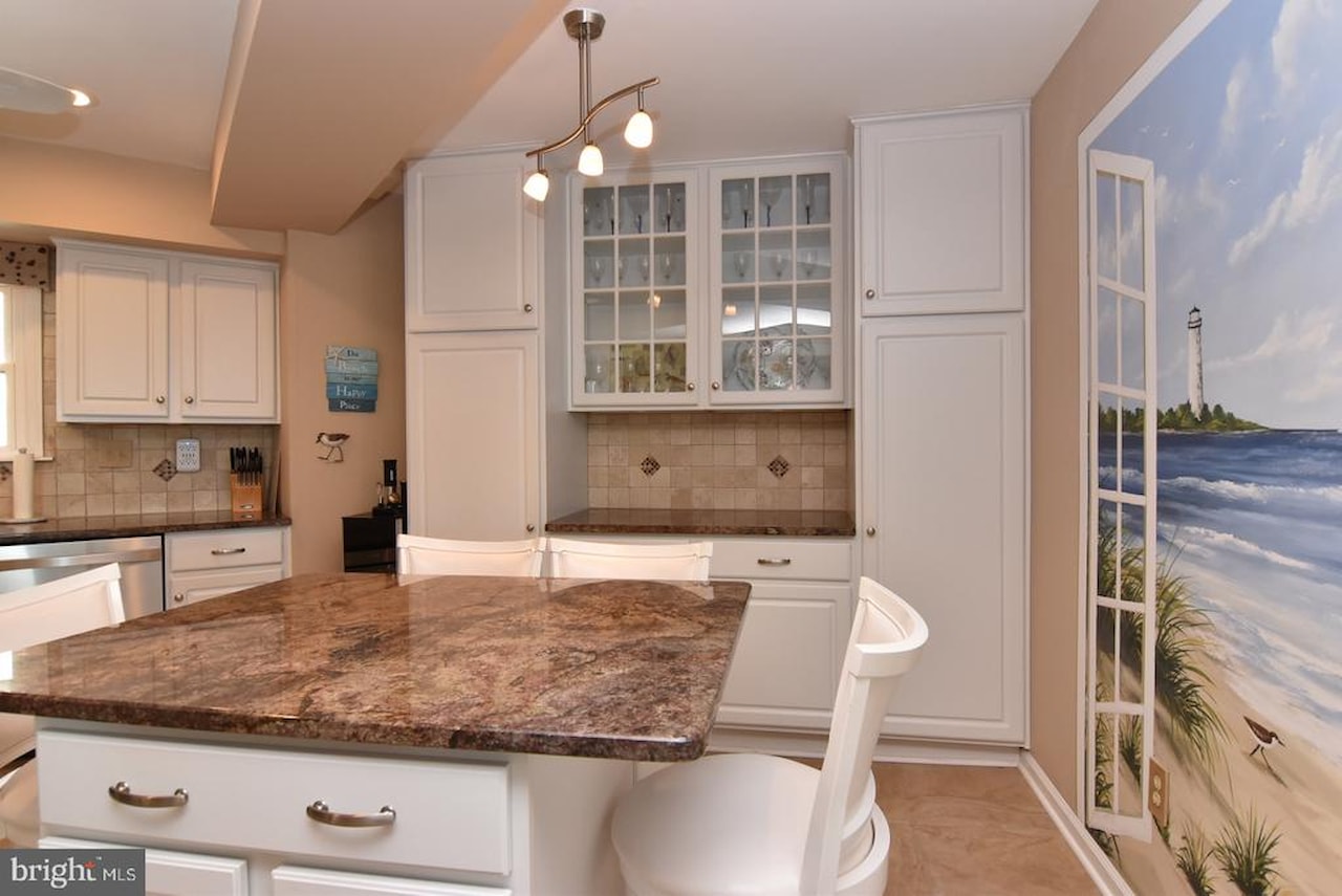 Admirals Bridge Real Estate for Sale - 40142 E North Carolina Ave in Fenwick Island Photo 20