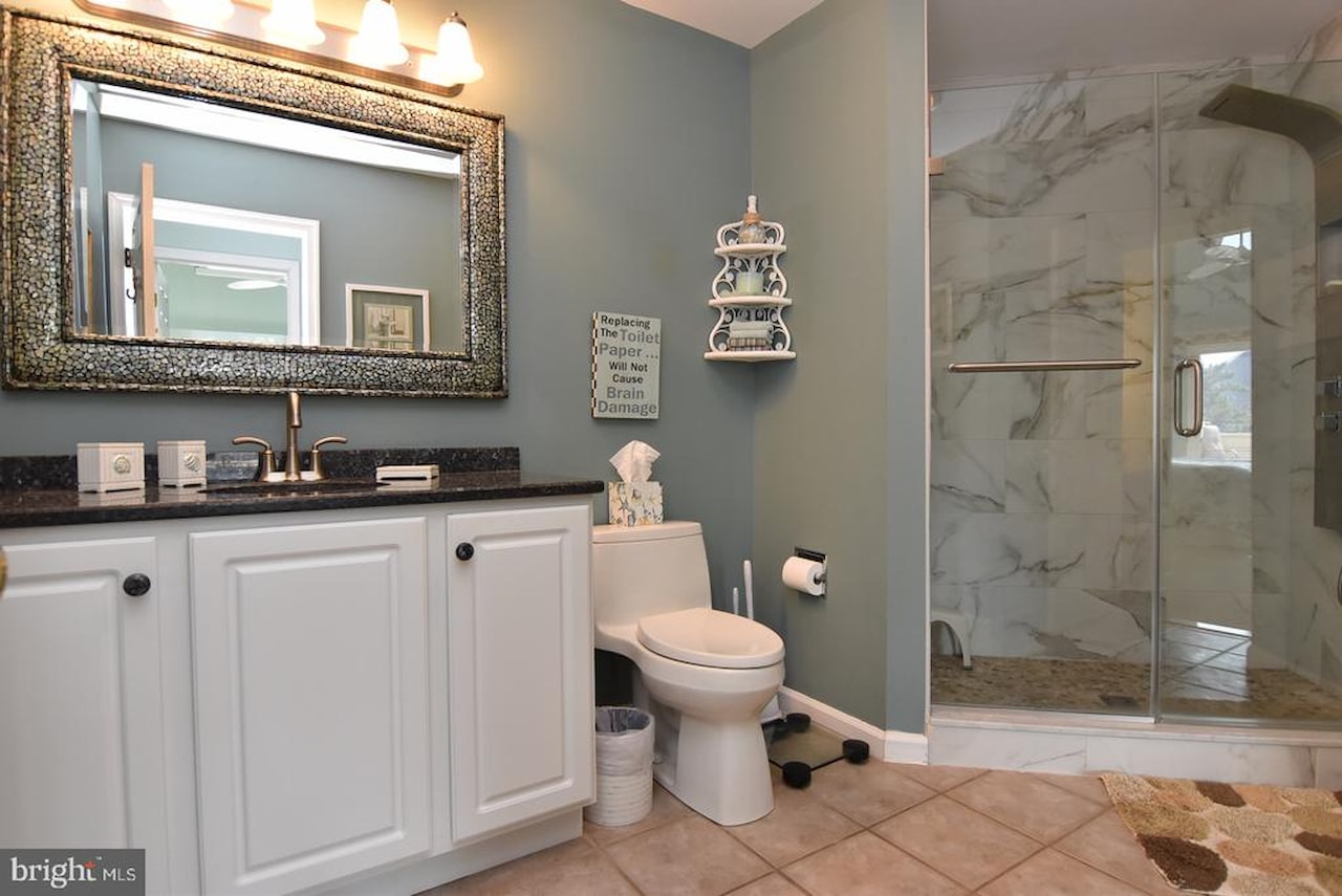 Admirals Bridge Real Estate for Sale - 40142 E North Carolina Ave in Fenwick Island Photo 13
