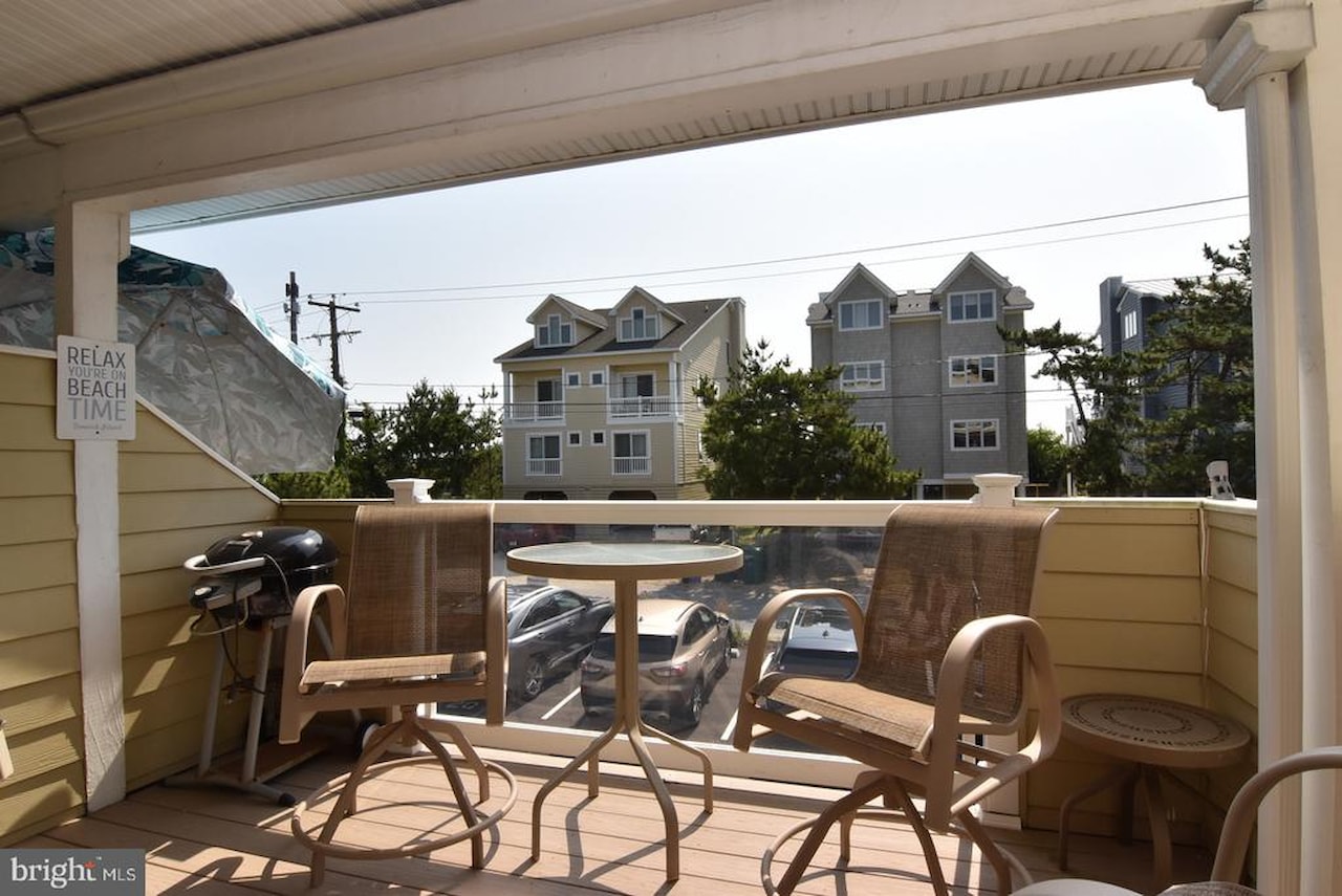 Admirals Bridge Real Estate for Sale - 40142 E North Carolina Ave in Fenwick Island Photo 23