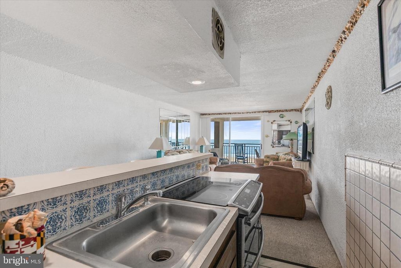 Polynesian Real Estate for Sale - 301 Atlantic Ave #504 in Ocean City Photo 29