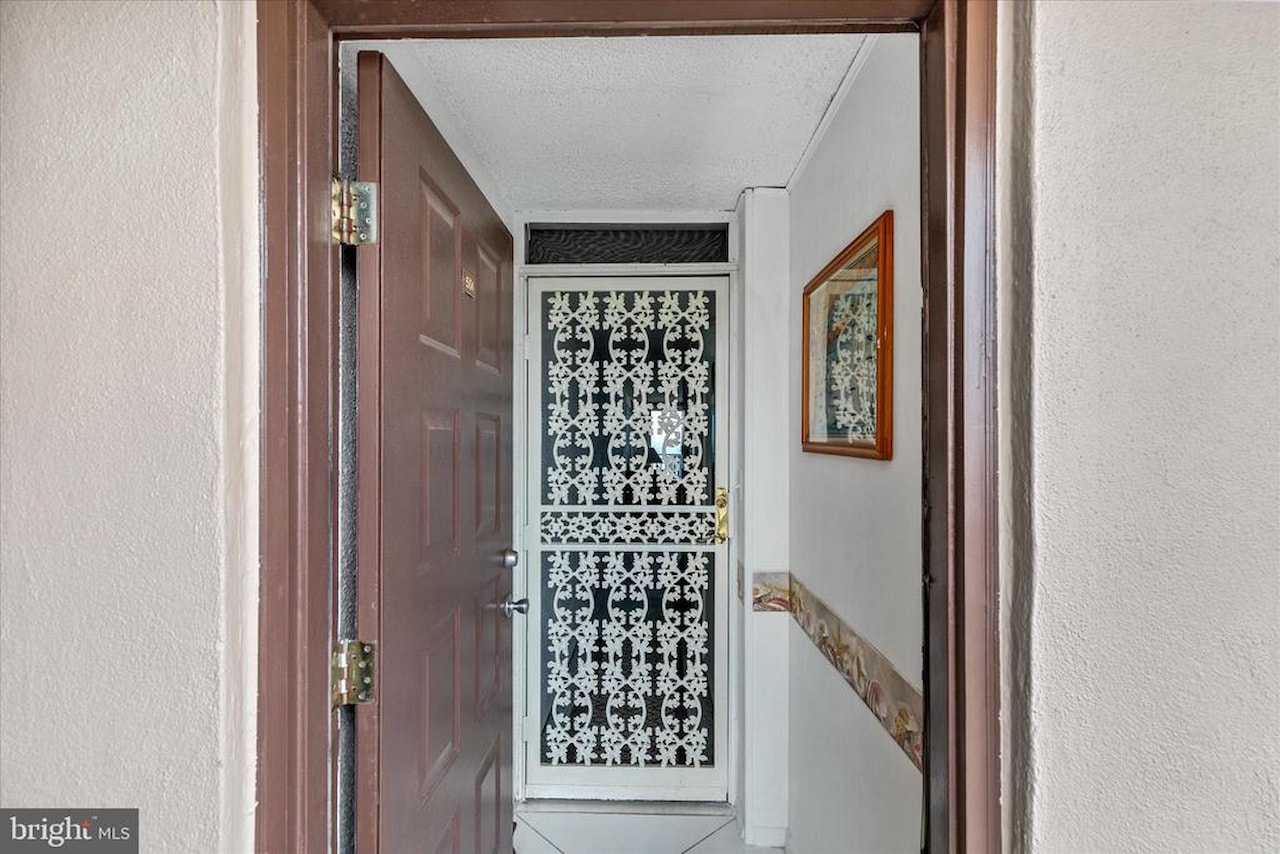 Polynesian Real Estate for Sale - 301 Atlantic Ave #504 in Ocean City Photo 22