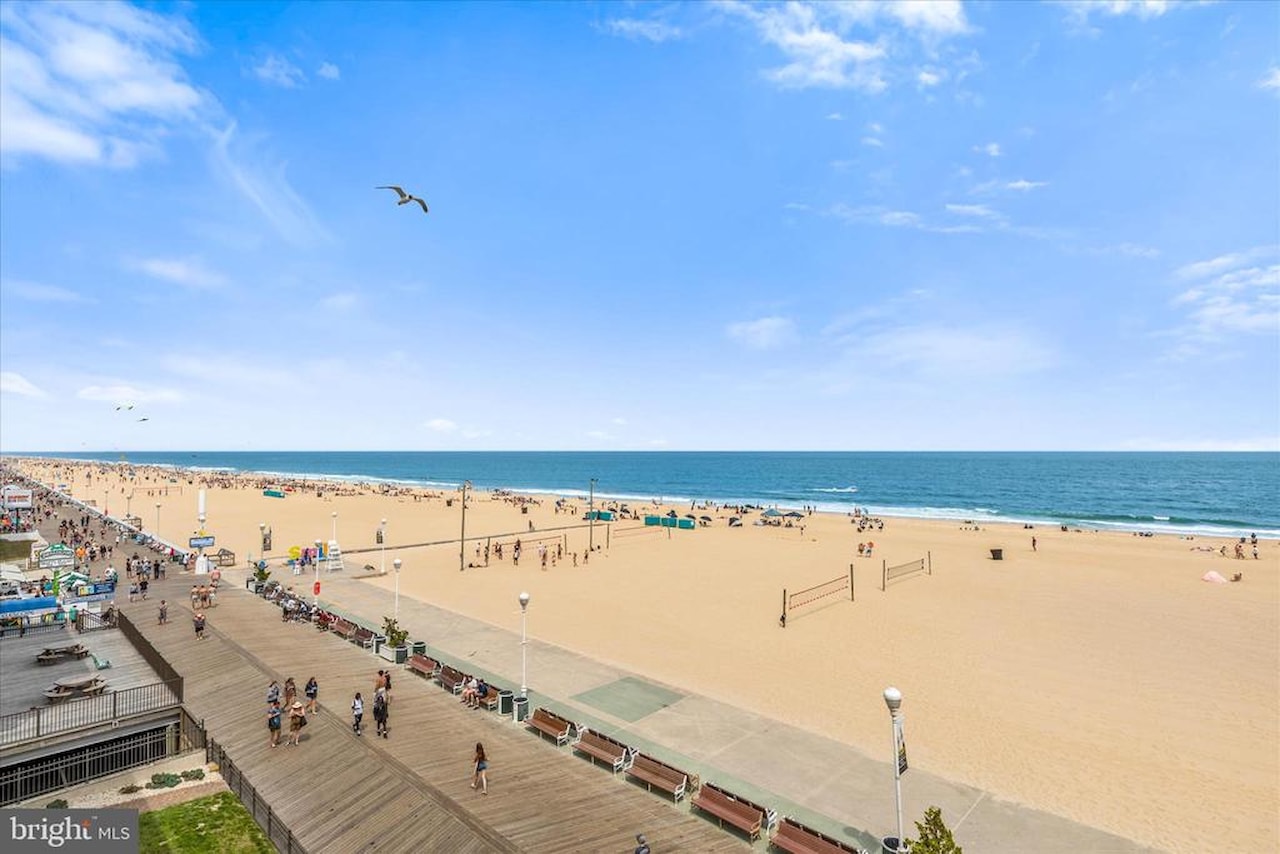 Polynesian Real Estate for Sale - 301 Atlantic Ave #504 in Ocean City Photo 16