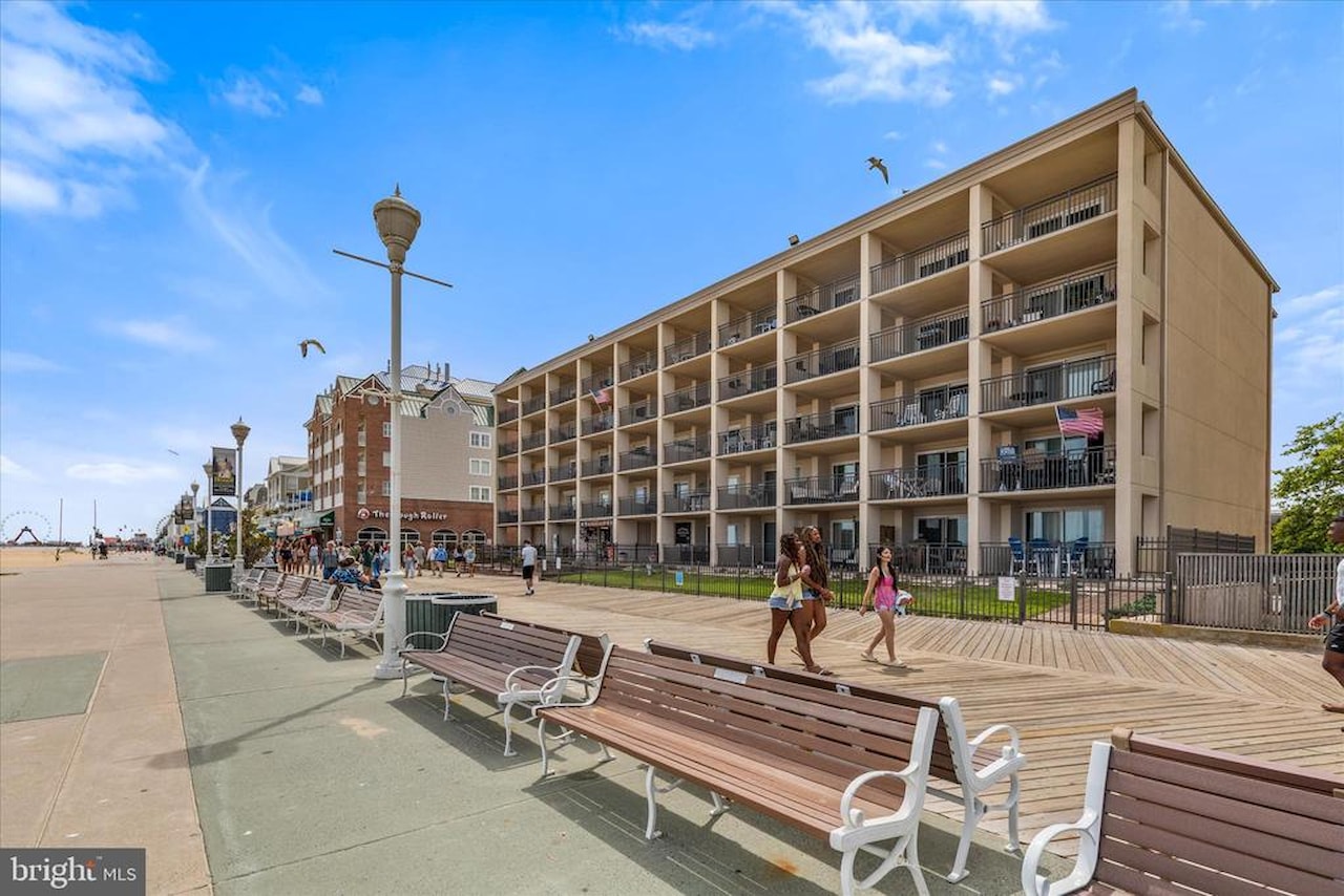Polynesian Real Estate for Sale - 301 Atlantic Ave #504 in Ocean City Photo 9