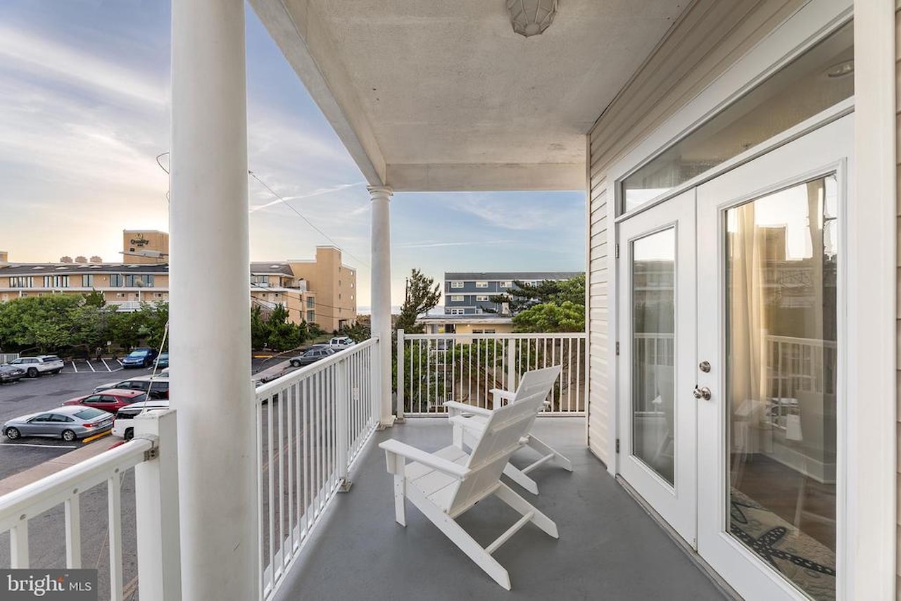 Key Largo Real Estate for Sale - 11 54th St #203 in Ocean City Photo 8