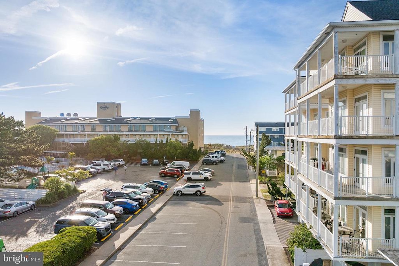 Key Largo Real Estate for Sale - 11 54th St #203 in Ocean City Photo 11