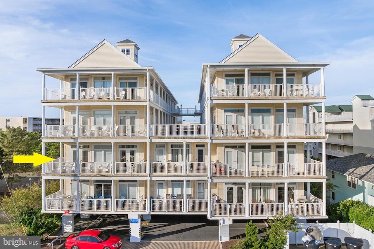 Key Largo Real Estate for Sale - 11 54th St #203 in Ocean City Photo 2