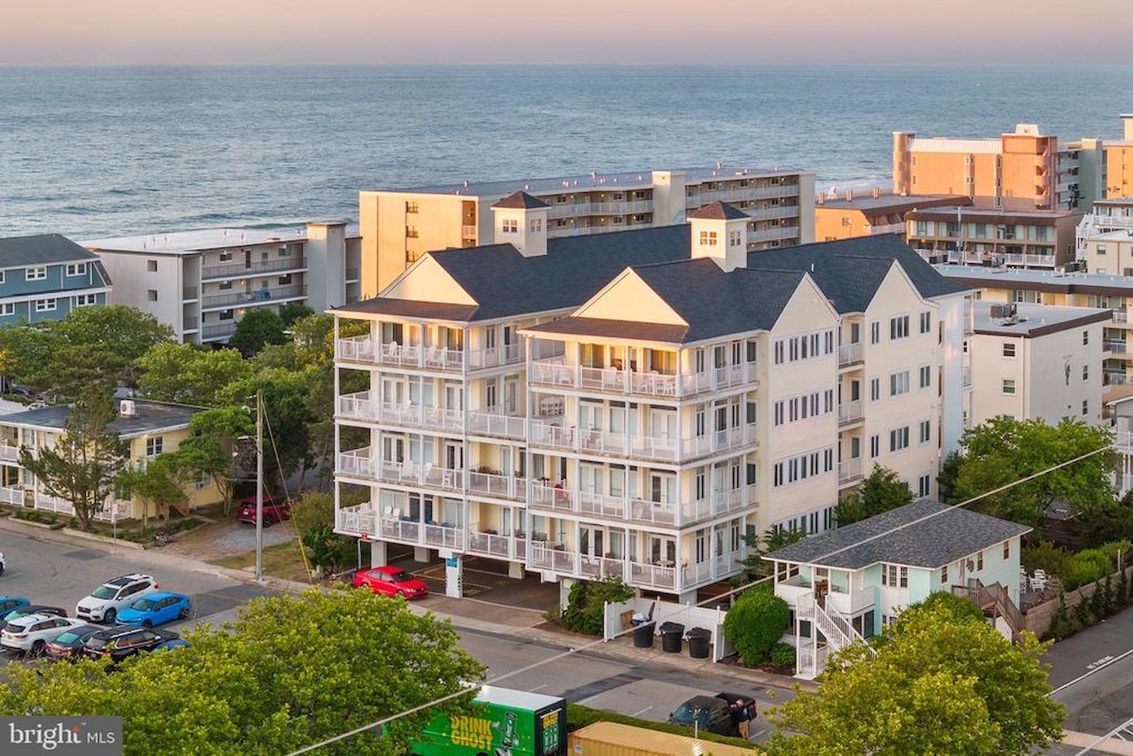 Key Largo Real Estate for Sale - 11 54th St #203 in Ocean City Photo 5