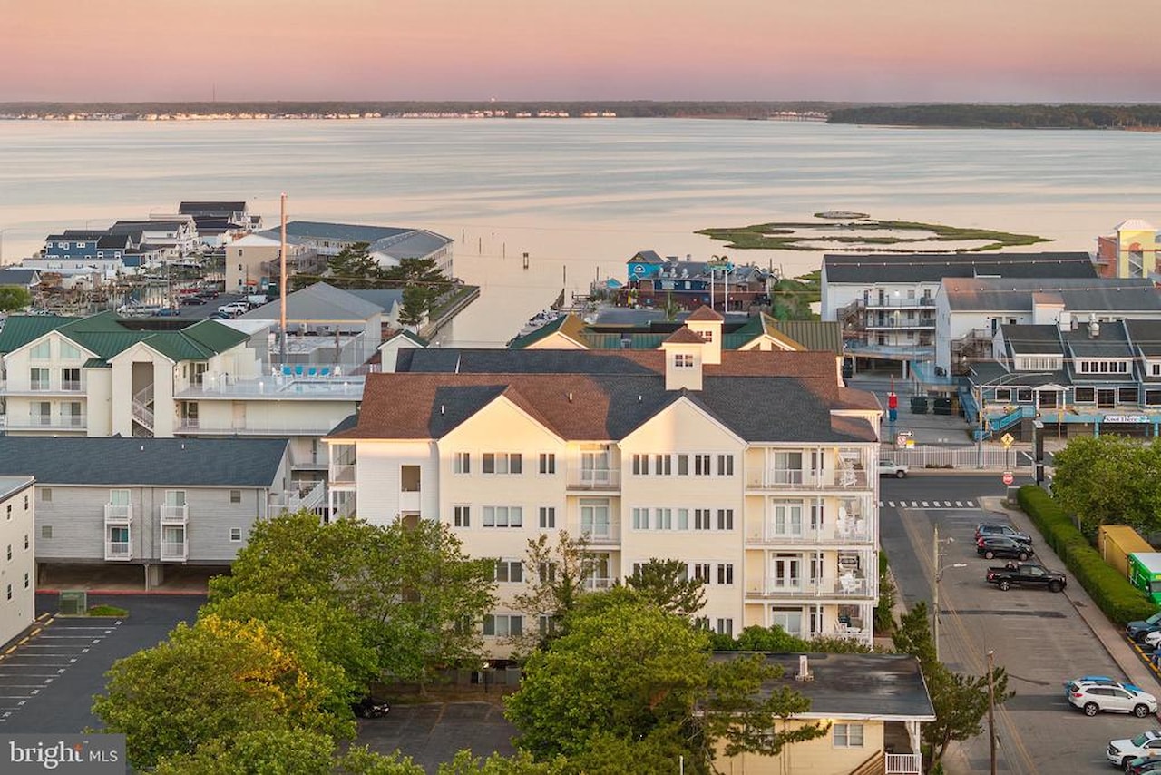 Key Largo Real Estate for Sale - 11 54th St #203 in Ocean City Photo 6