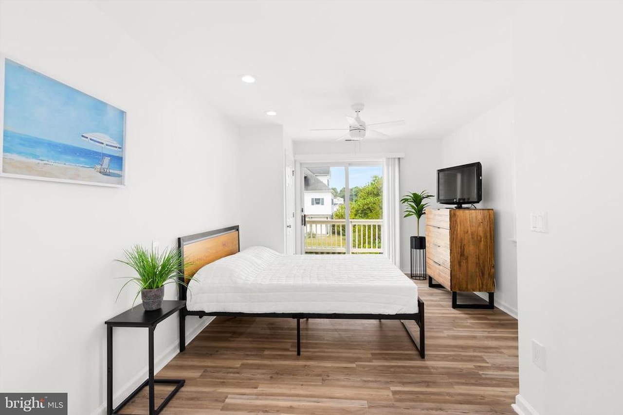  Real Estate for Sale - 10429 Brighton Rd in Ocean City Photo 18