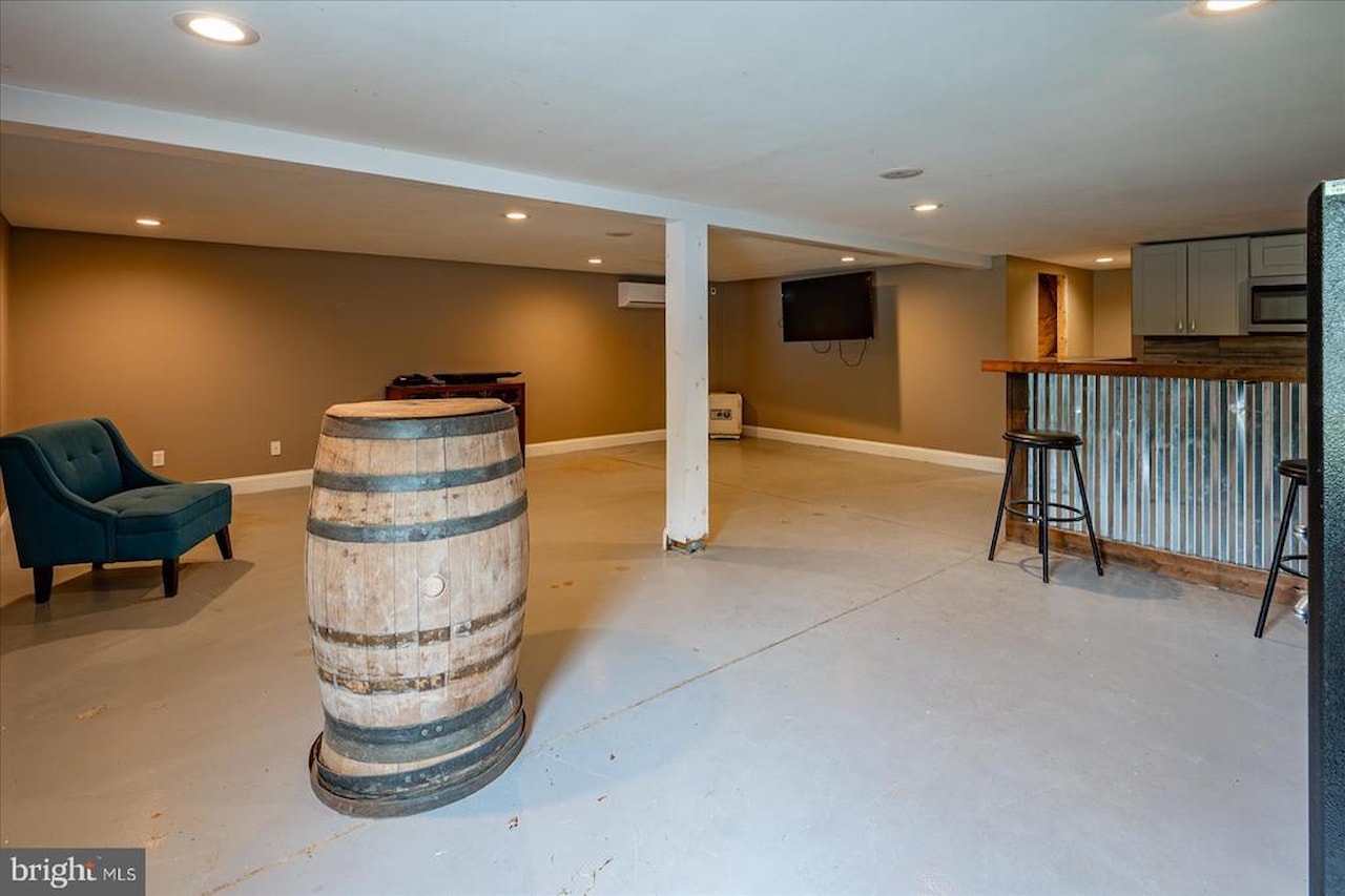  Real Estate for Sale - 11914 Back Creek Rd in Bishopville Photo 112