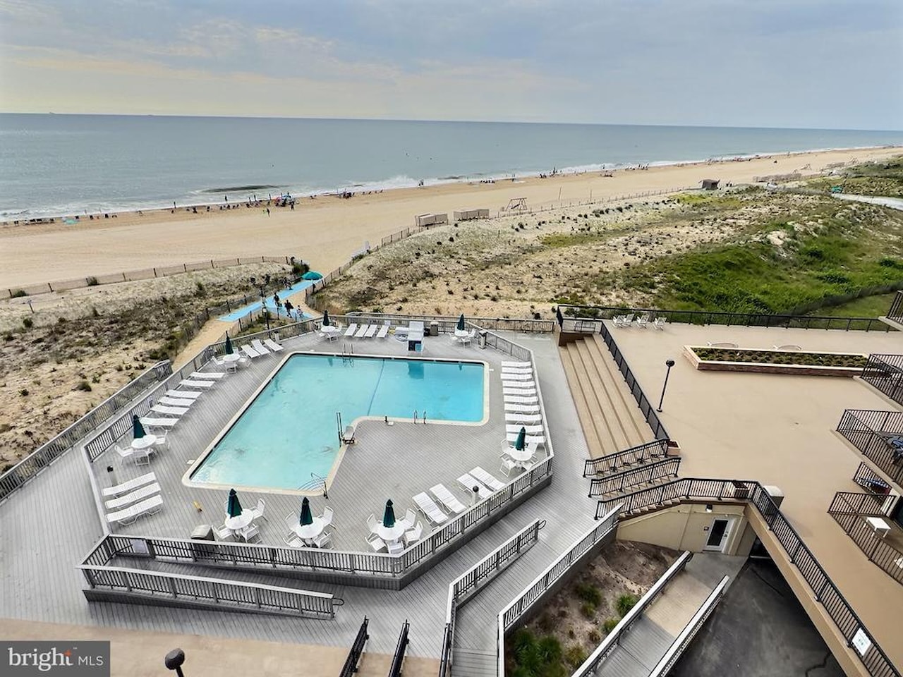 Sea Colony Chesapeake Real Estate for Sale - 601 Chesapeake House Rd in Bethany Beach Photo 2