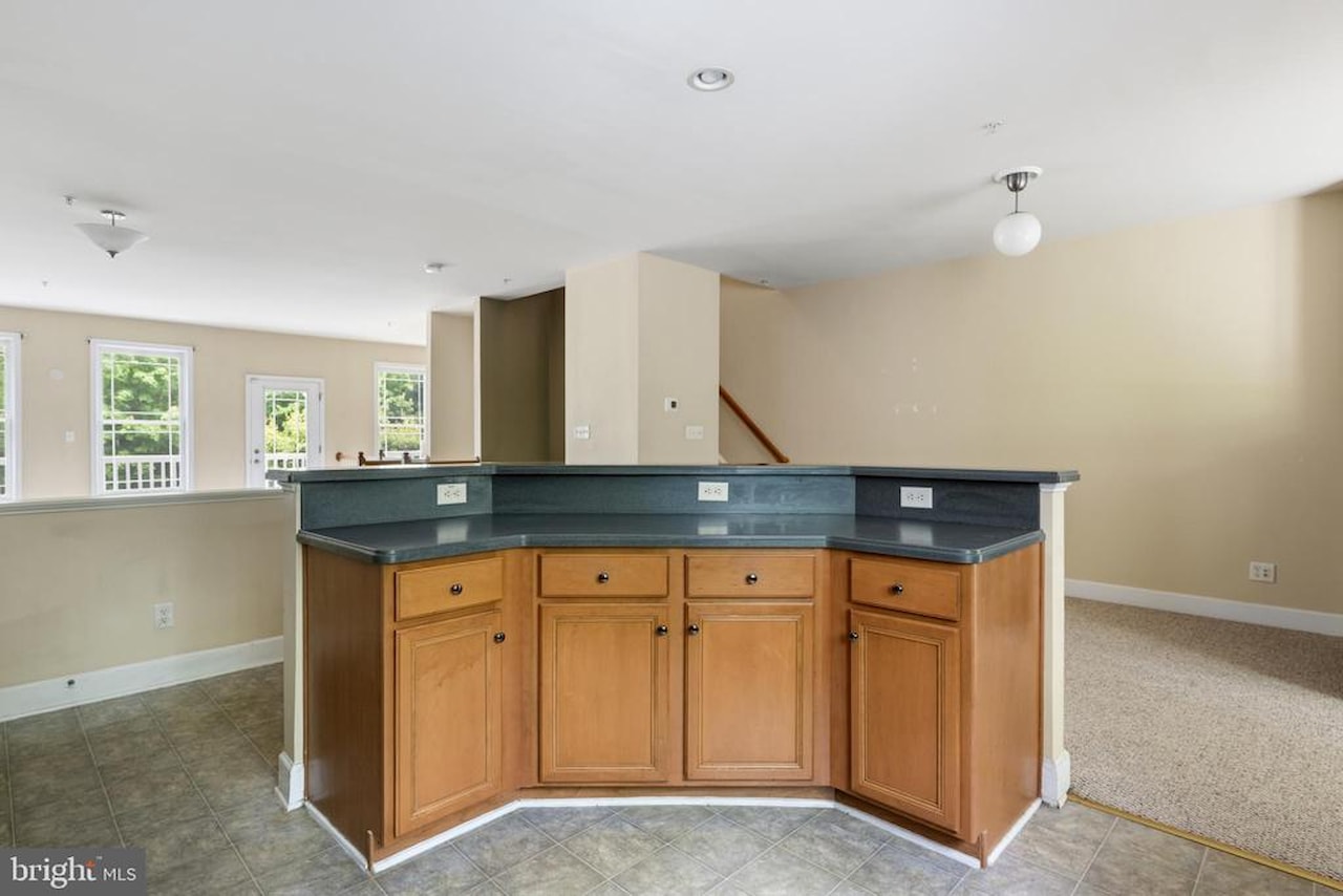 Glenriddle Homeowners Associat Real Estate for Sale - 11964 W War Dancer Ln #103 in Berlin Photo 16