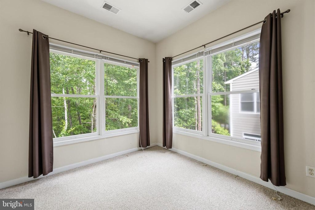 Glenriddle Homeowners Associat Real Estate for Sale - 11964 W War Dancer Ln #103 in Berlin Photo 22