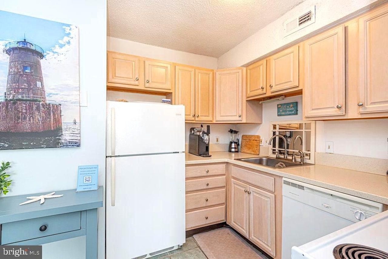 Marylander Real Estate for Sale - 6 127th St #408 in Ocean City Photo 21