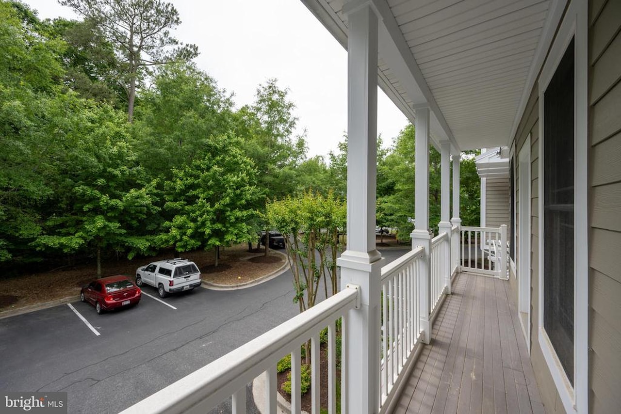 Glenriddle Homeowners Associat Real Estate for Sale - 11964 W War Dancer Ln #103 in Berlin Photo 54