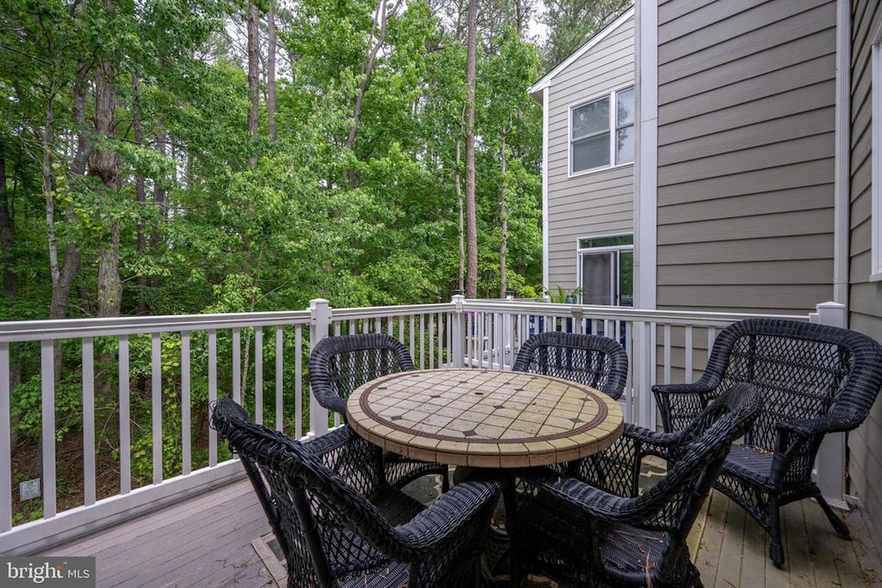 Glenriddle Homeowners Associat Real Estate for Sale - 11964 W War Dancer Ln #103 in Berlin Photo 17