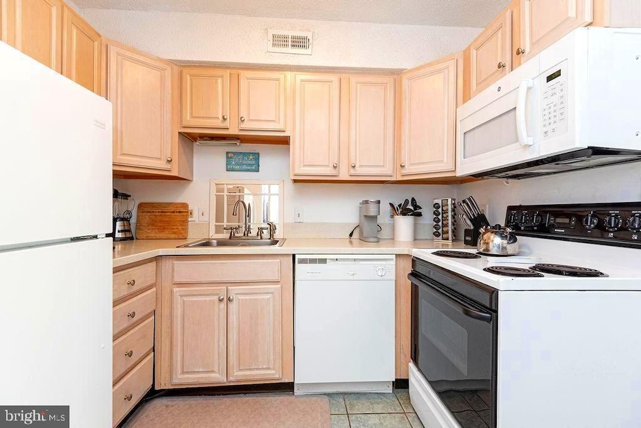 Marylander Real Estate for Sale - 6 127th St #408 in Ocean City Photo 22