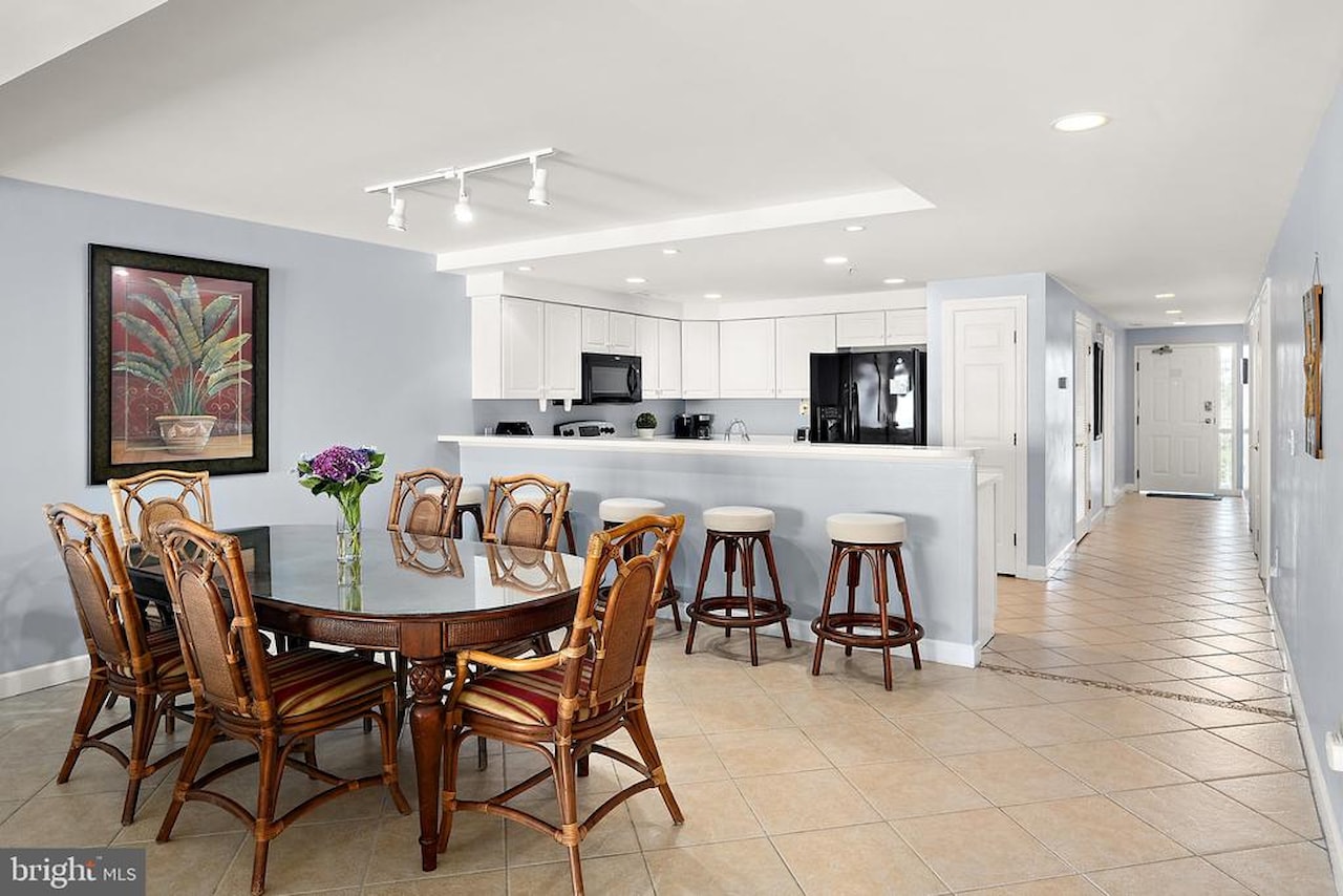 Oceans Pointe Real Estate for Sale - 1209 Atlantic Ave #302 in Ocean City Photo 19