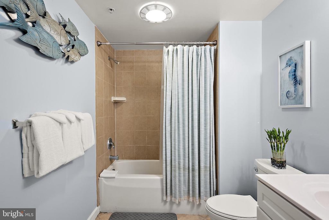 Oceans Pointe Real Estate for Sale - 1209 Atlantic Ave #302 in Ocean City Photo 37