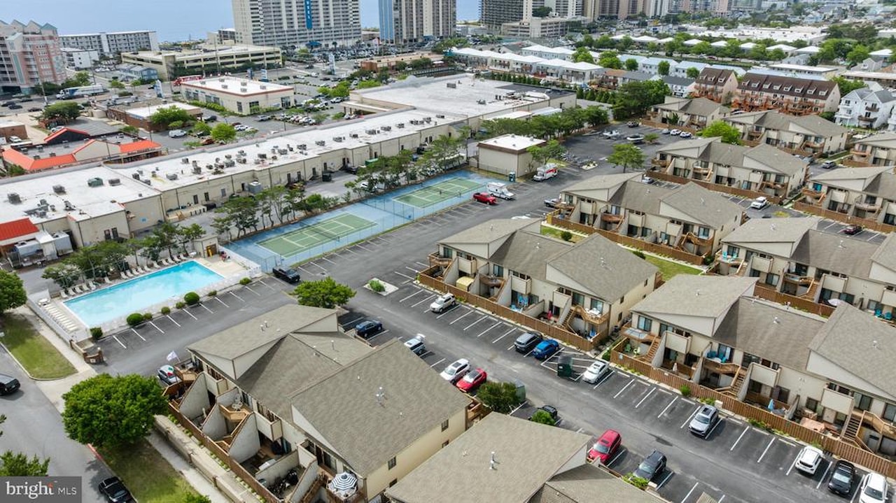 Club Ocean Villas II Real Estate for Sale - 105 120th St #18A in Ocean City Photo 22
