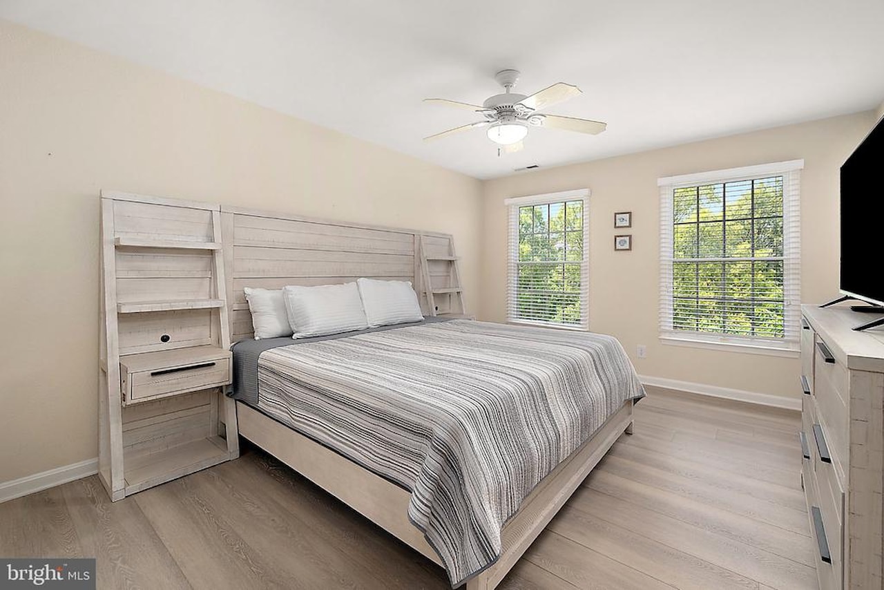  Real Estate for Sale - 3 Village Green Dr in Ocean View Photo 20