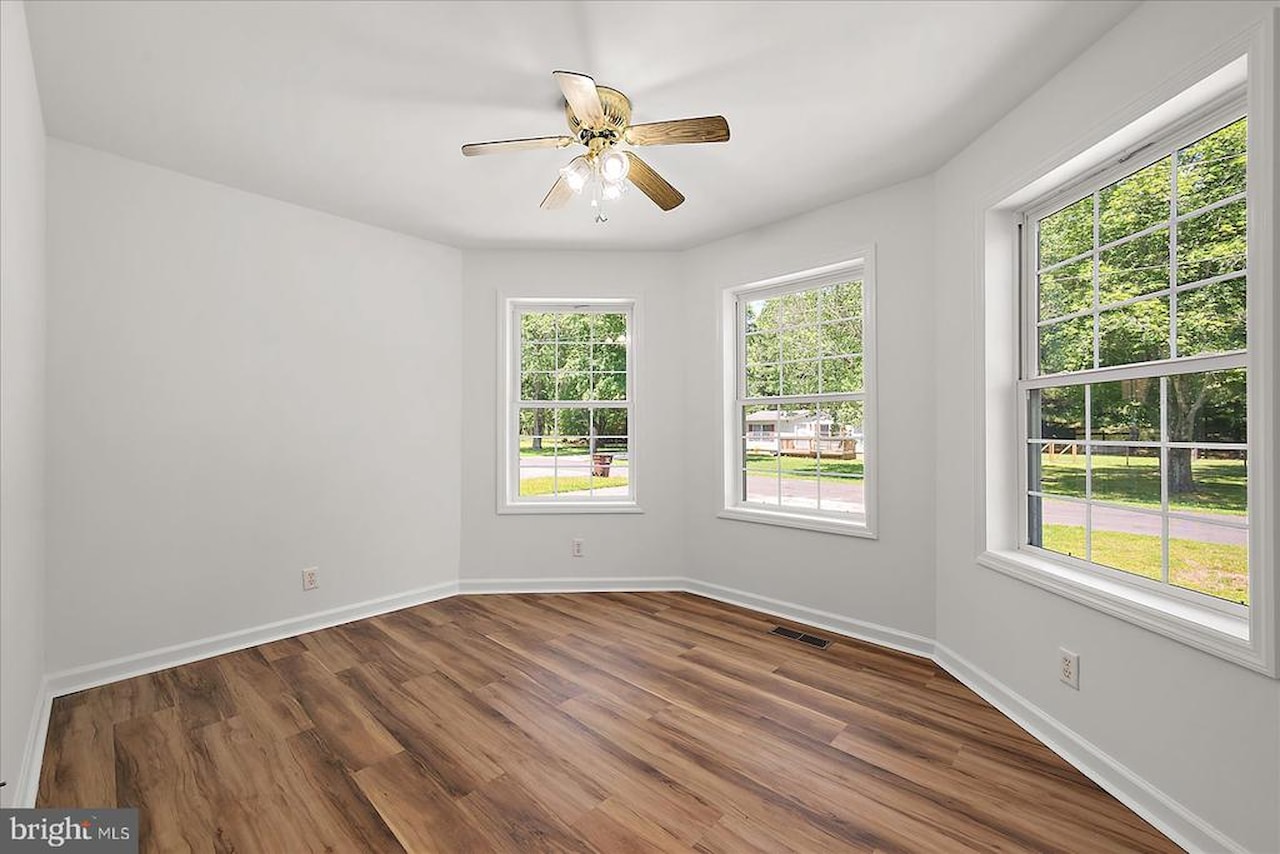  Real Estate for Sale - 12212 Brant Rd in Bishopville Photo 17