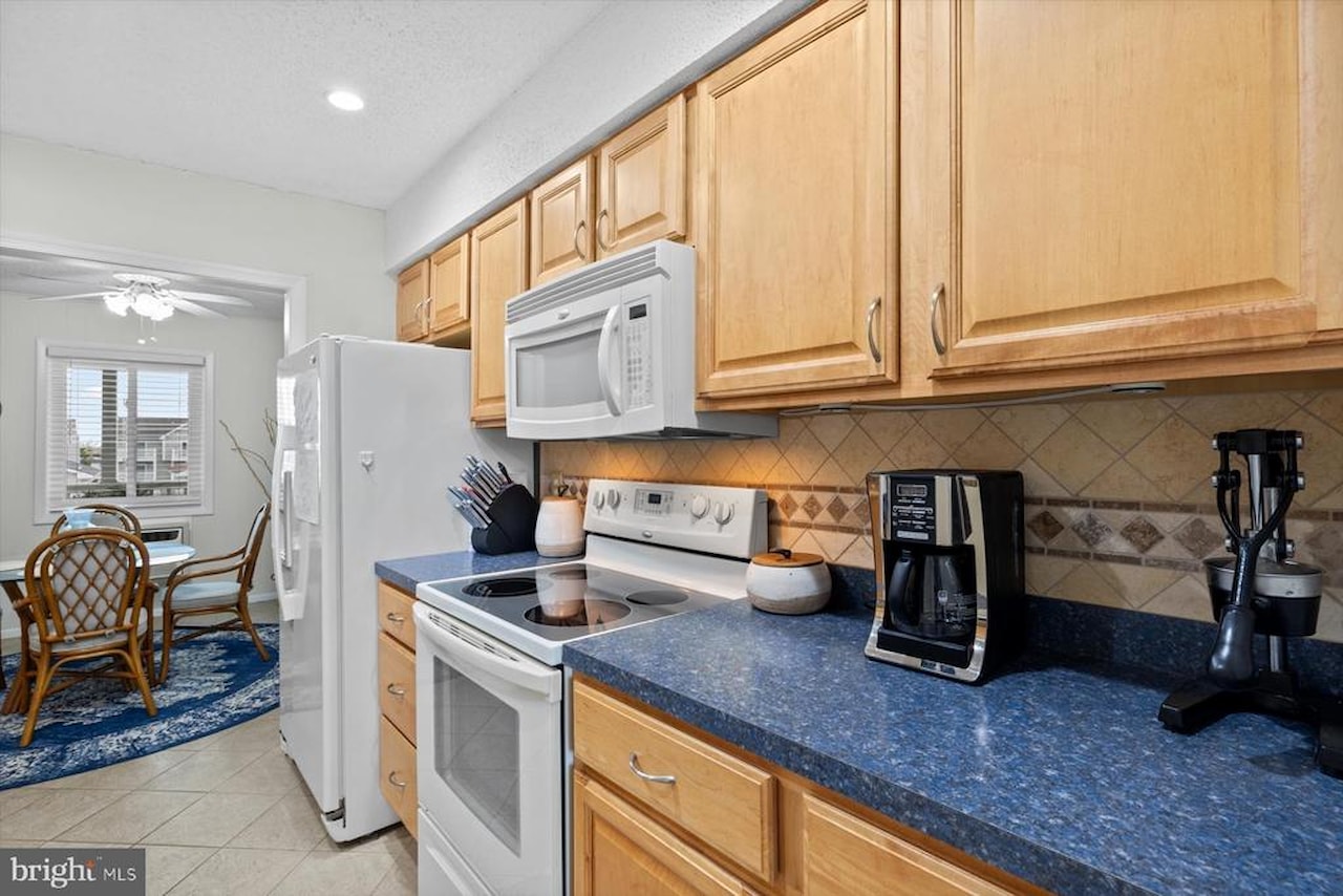 Chateau Phoenix Real Estate for Sale - 714 Mooring Rd #C305 in Ocean City Photo 12