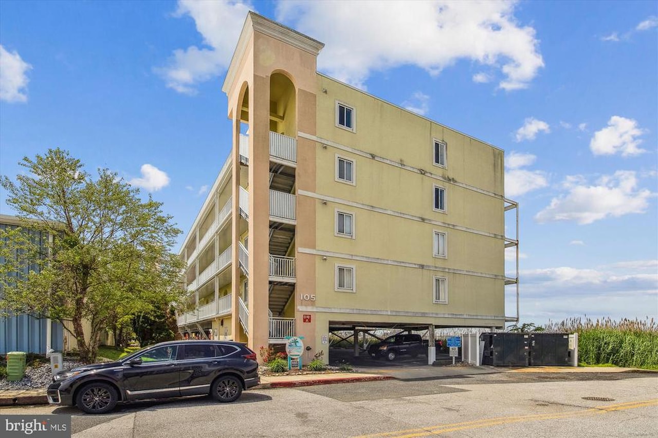 Maresol Real Estate for Sale - 105 56th #210 P1 in Ocean City Photo 40