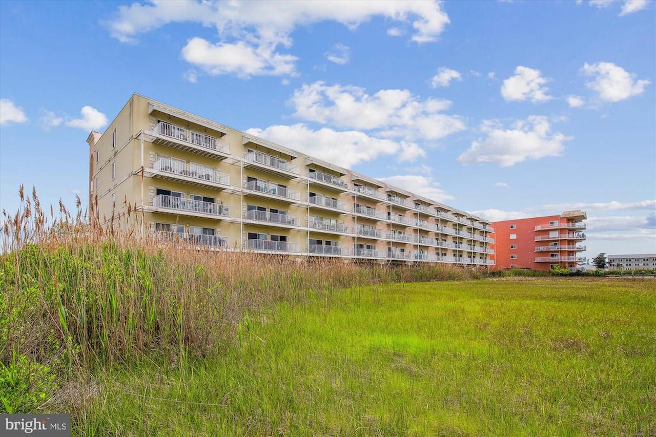 Maresol Real Estate for Sale - 105 56th #210 P1 in Ocean City Photo 41