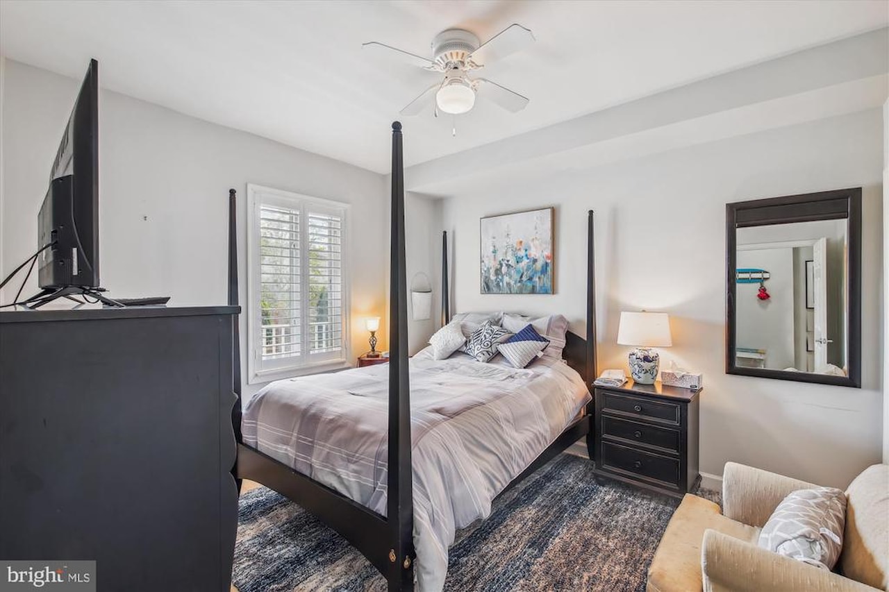 Maresol Real Estate for Sale - 105 56th #210 P1 in Ocean City Photo 36