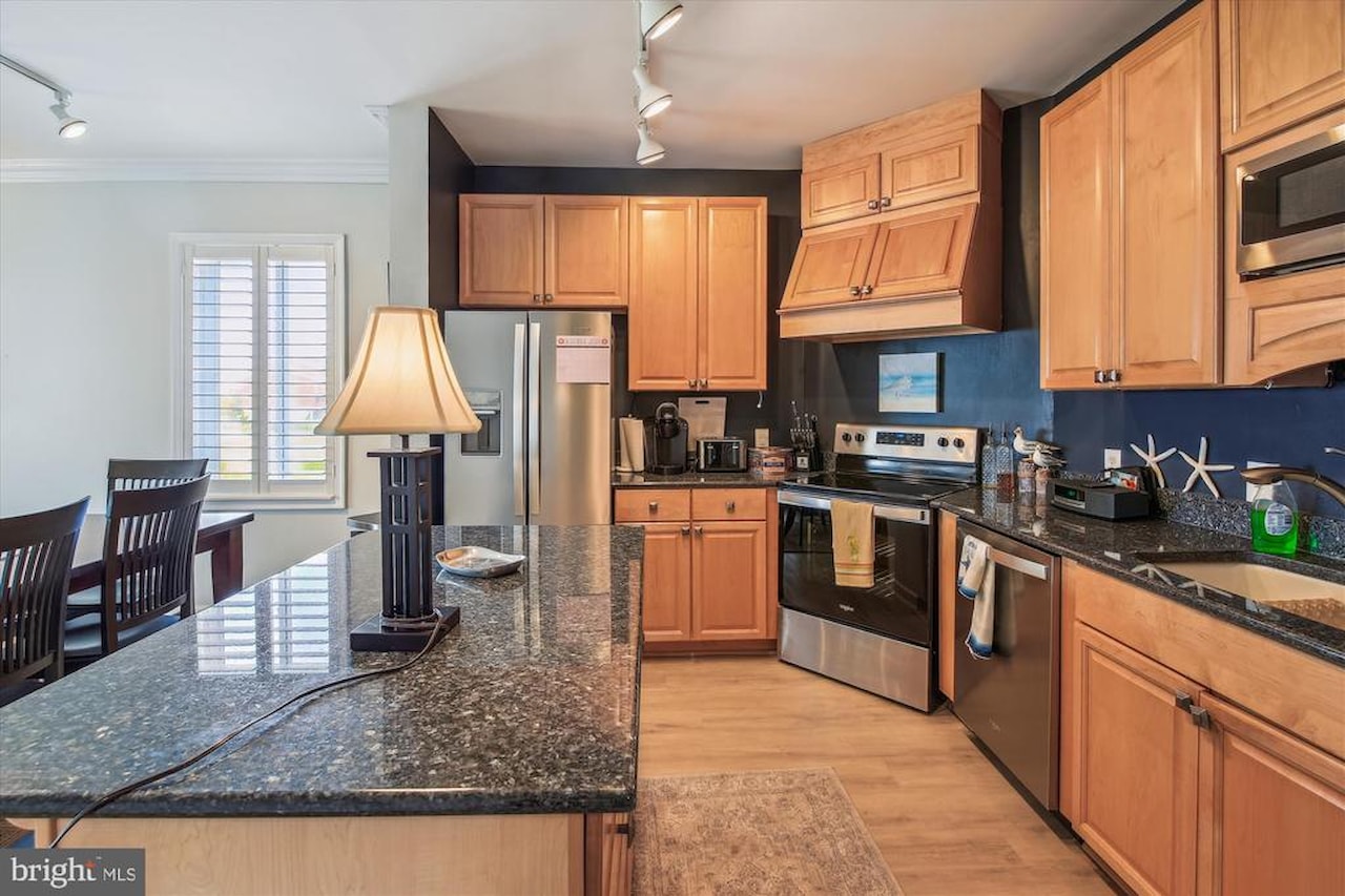 Maresol Real Estate for Sale - 105 56th #210 P1 in Ocean City Photo 12