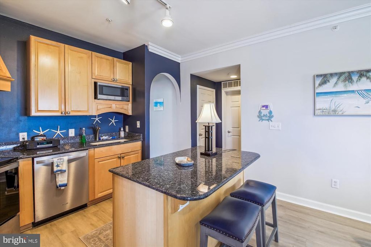 Maresol Real Estate for Sale - 105 56th #210 P1 in Ocean City Photo 10