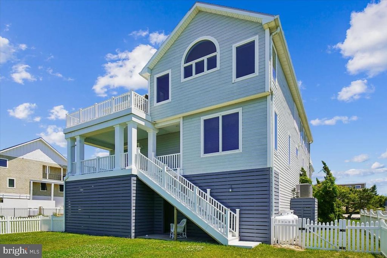  Real Estate for Sale - 37138 Ocean Park Ln in Fenwick Island Photo 5