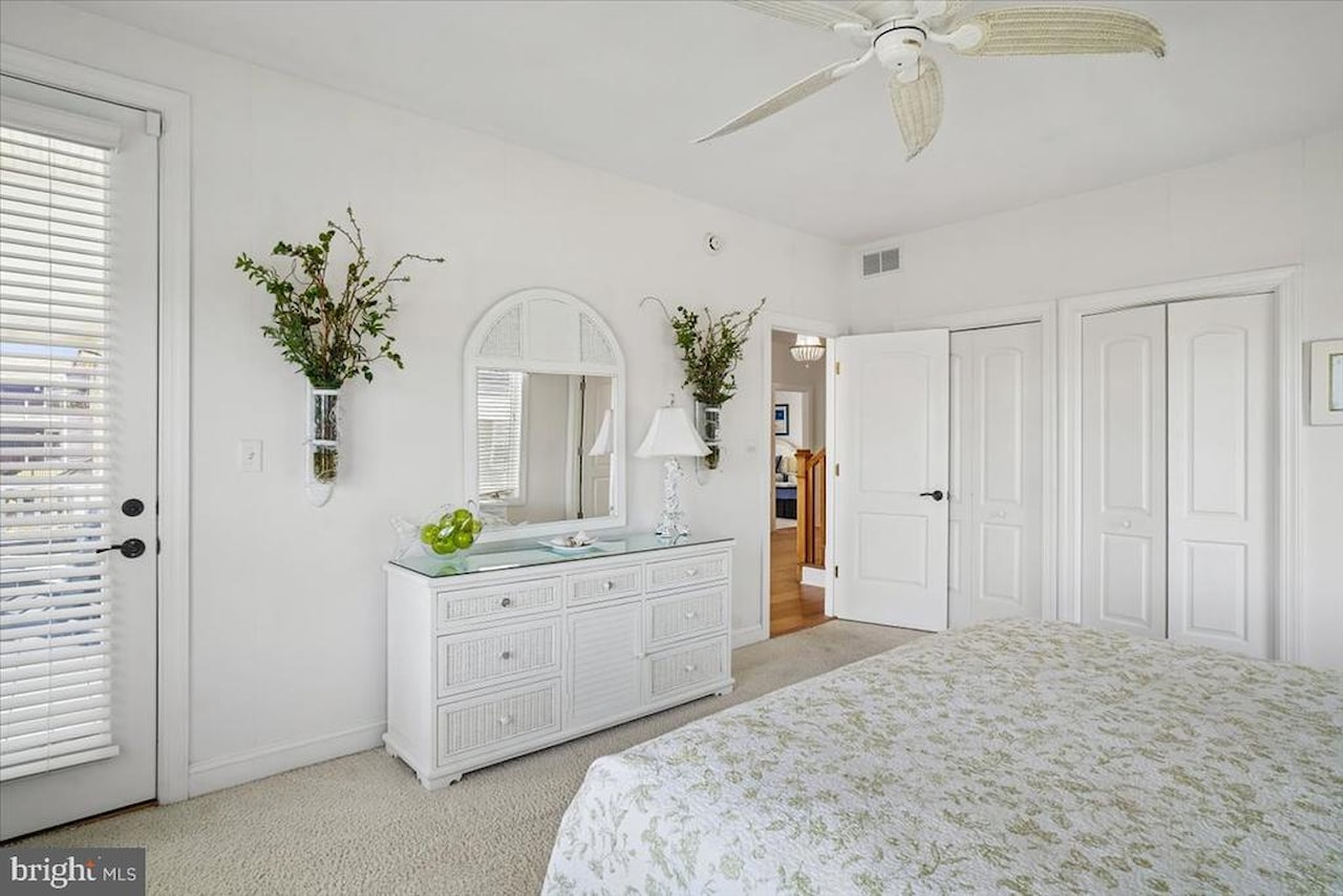  Real Estate for Sale - 37138 Ocean Park Ln in Fenwick Island Photo 24