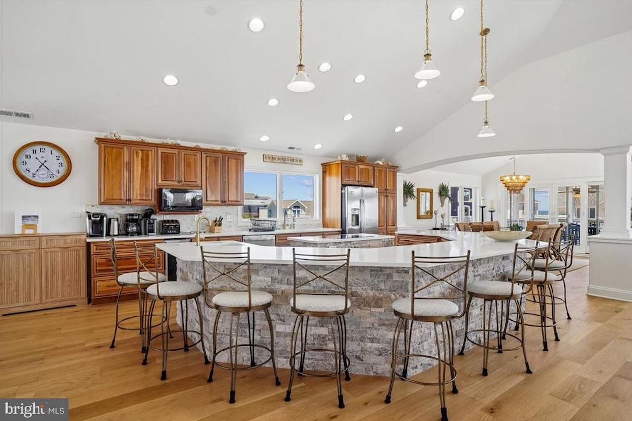  Real Estate for Sale - 37138 Ocean Park Ln in Fenwick Island Photo 41