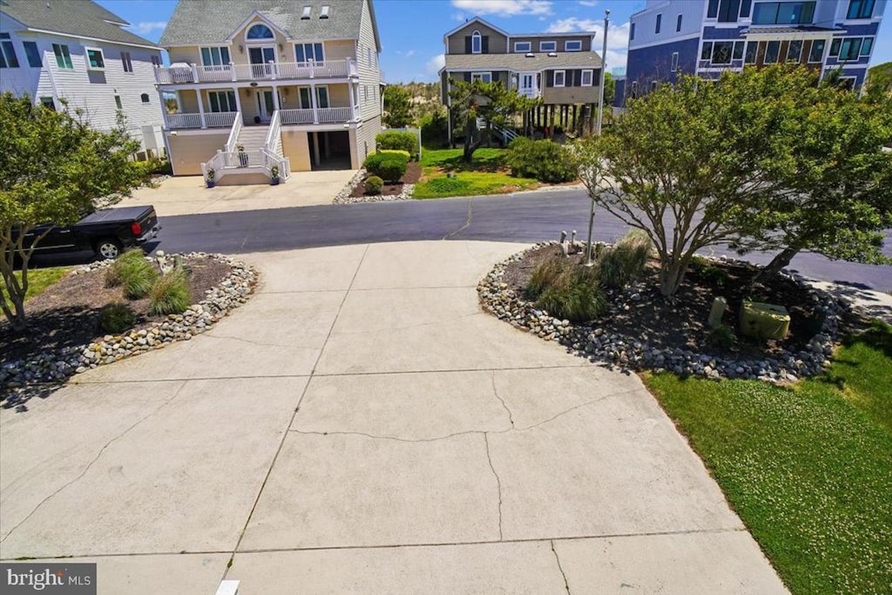  Real Estate for Sale - 37138 Ocean Park Ln in Fenwick Island Photo 91