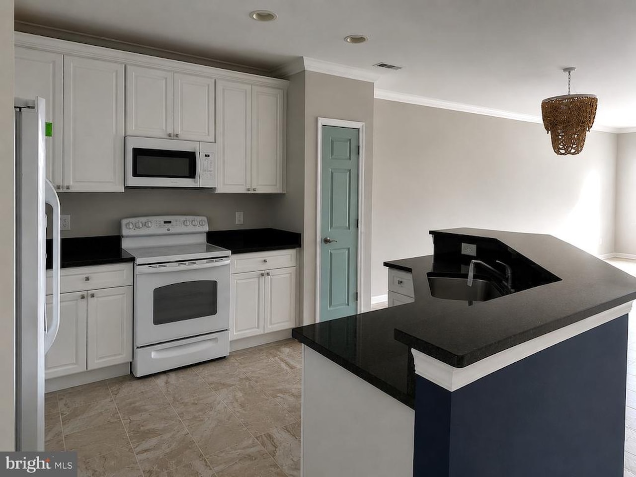 Sunset Island Real Estate for Sale - 6 Sunset Island Dr #2C in Ocean City Photo 3