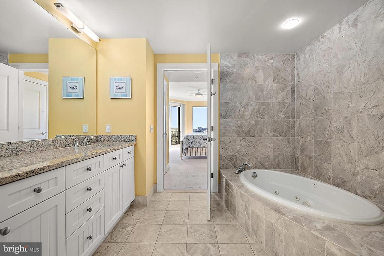 Gateway Grand Real Estate for Sale - 2 48th St #1402 in Ocean City Photo 39
