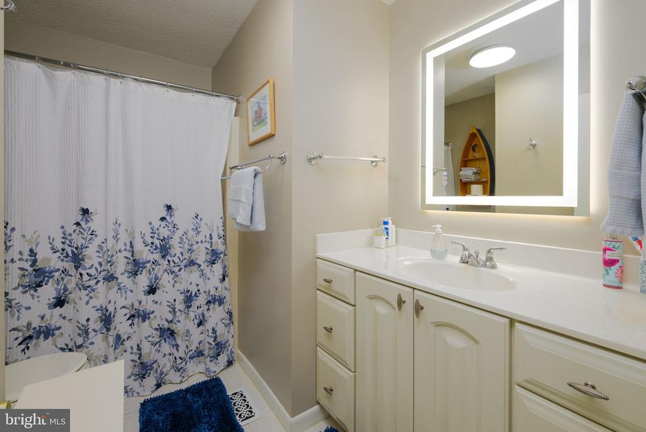  Real Estate for Sale - 10 Gloucester Rd in Ocean Pines Photo 25