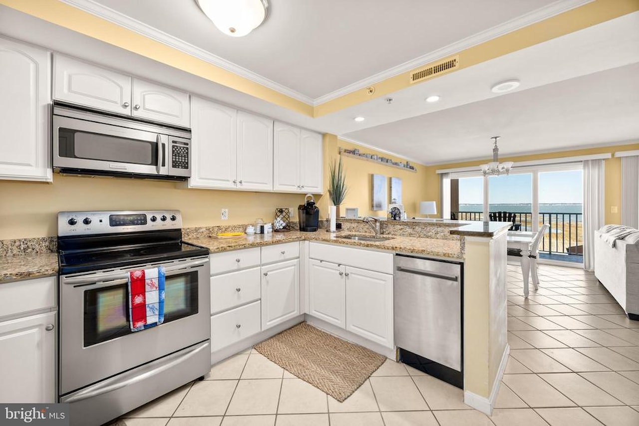 Makai Real Estate for Sale - 4201 Coastal Hwy #105 in Ocean City Photo 14