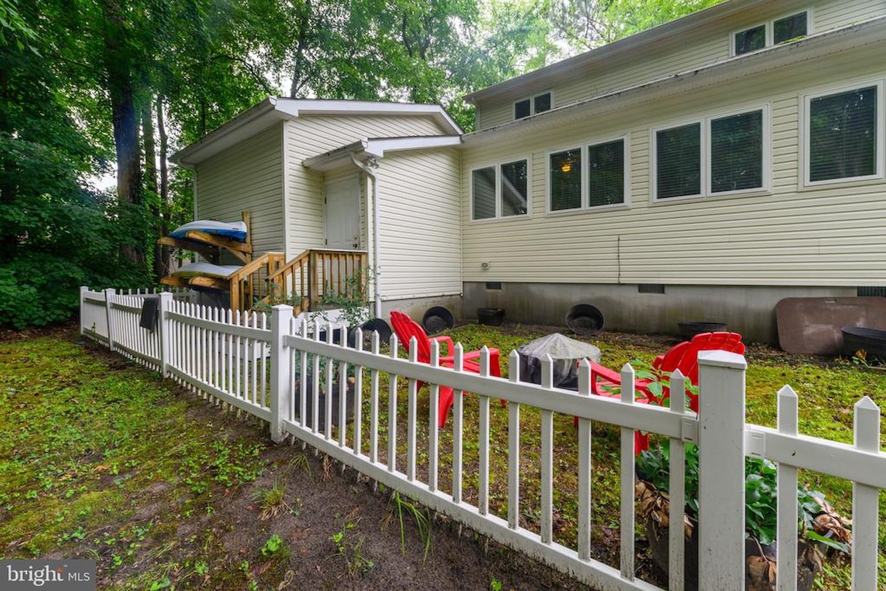  Real Estate for Sale - 10 Gloucester Rd in Ocean Pines Photo 31
