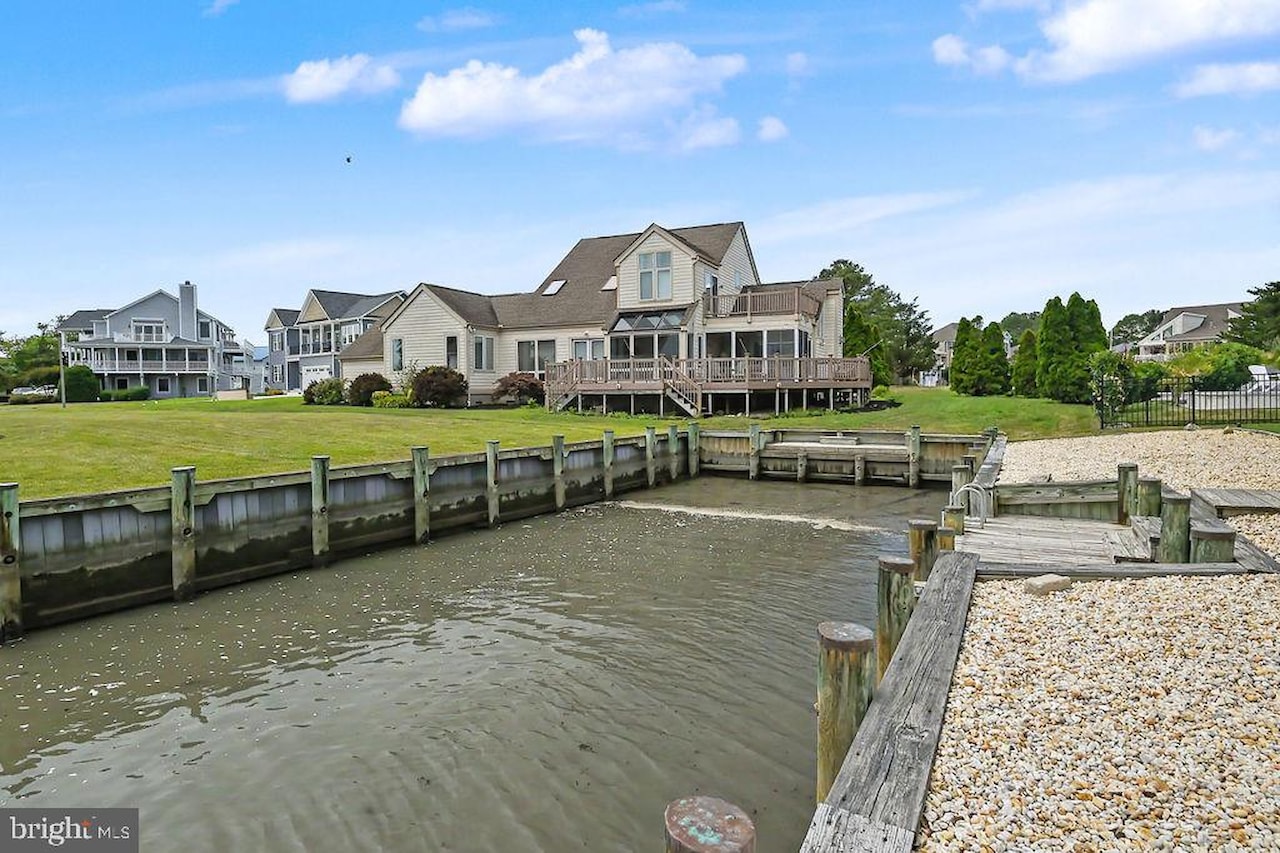  Real Estate for Sale - 38884 Cove Ct in Ocean View Photo 14