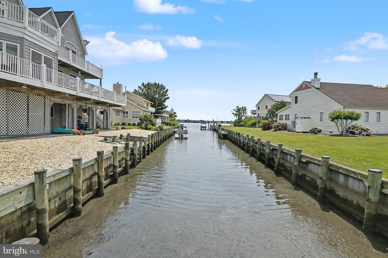  Real Estate for Sale - 38884 Cove Ct in Ocean View Photo 13