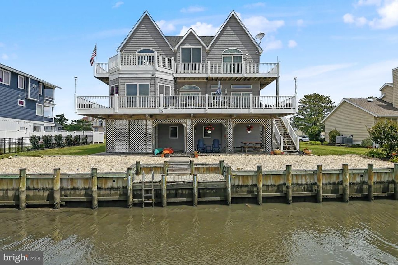  Real Estate for Sale - 38884 Cove Ct in Ocean View Photo 7
